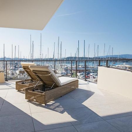 Superbe Appartement Bord De Mer Сен-Мандрие-сюр-Мер Экстерьер фото